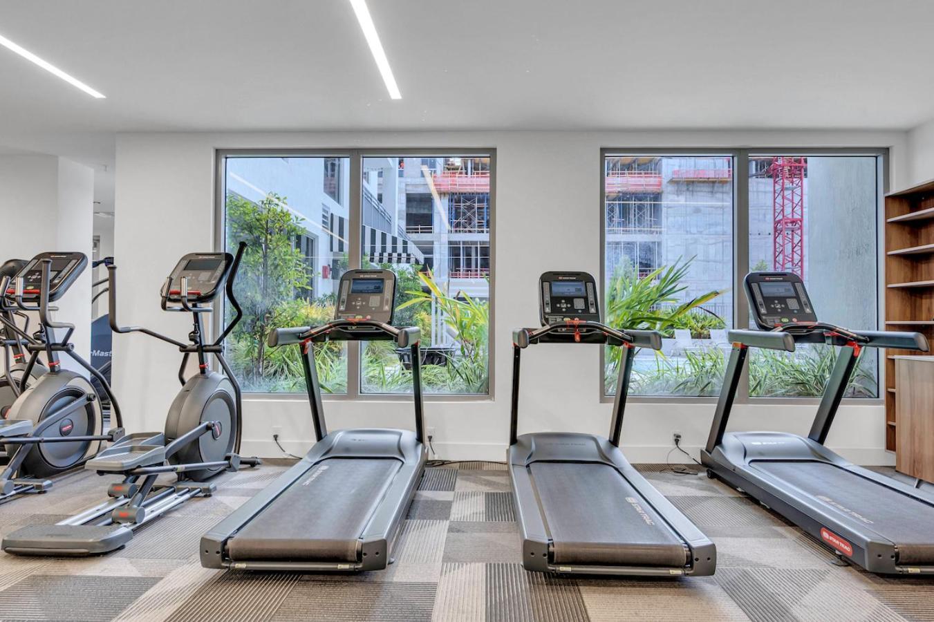 Апартаменты Beautiful Unit In Downtown Miami With Free Parking Экстерьер фото