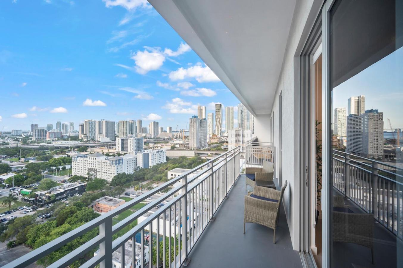 Апартаменты Beautiful Unit In Downtown Miami With Free Parking Экстерьер фото